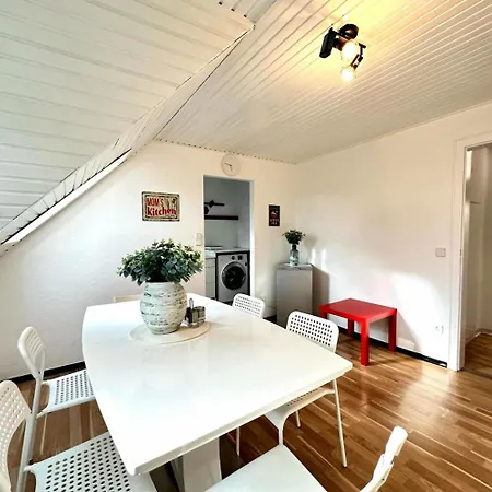 Spacious & Cozy Apartmán *